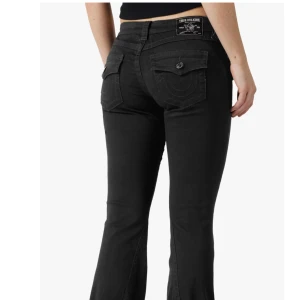 True religion jeans  - Endast använda fåtal gånger, inga som helst defekter, säljer pågrund av att dom inte passar mig!