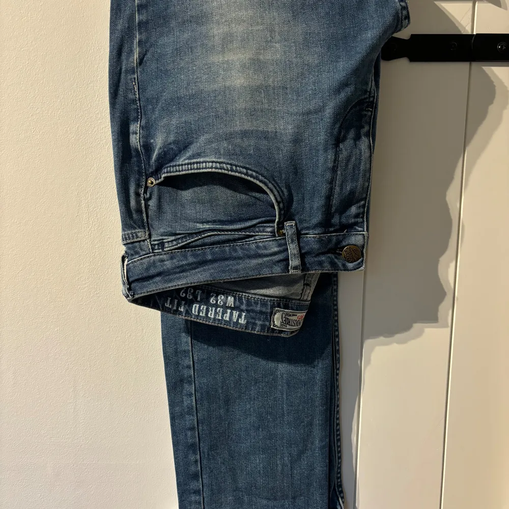 W32/32 Nyskick  Lager 157, Ralph Lauren, Samso Samso, HM, Ck, Calvin Klein, Axel Arigato, Dickies, Colmar, Acne studios, Tnf, The Norh Face Weekday, East West. Jeans & Byxor.