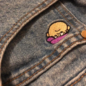 Butter goods baggy jeans  - I mycket bra skick, de har ett ganska litet hål (kolla sista bilden) Använda några gånger, säljer för att jag inte använder dem längre, de är lite för stora för mig (min längd är ca 166 cm) det står att storleken är 36 men kan vara L