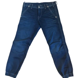 True religion jeans - Säljer dessa sjukt feta trueys💯inga defekter! Hör av er ifall ni har frågor eller vill ha mått, priset är inte hugget i sten✨