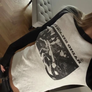 Långärmad tröja - Jätte skönt och stretchigt material☺️