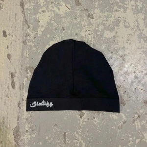 sixties mössa  - Säljer en riktig fett 6ties mössa som är i nyskick. Användes aldrig. Testad bara en gång. Den är one size.