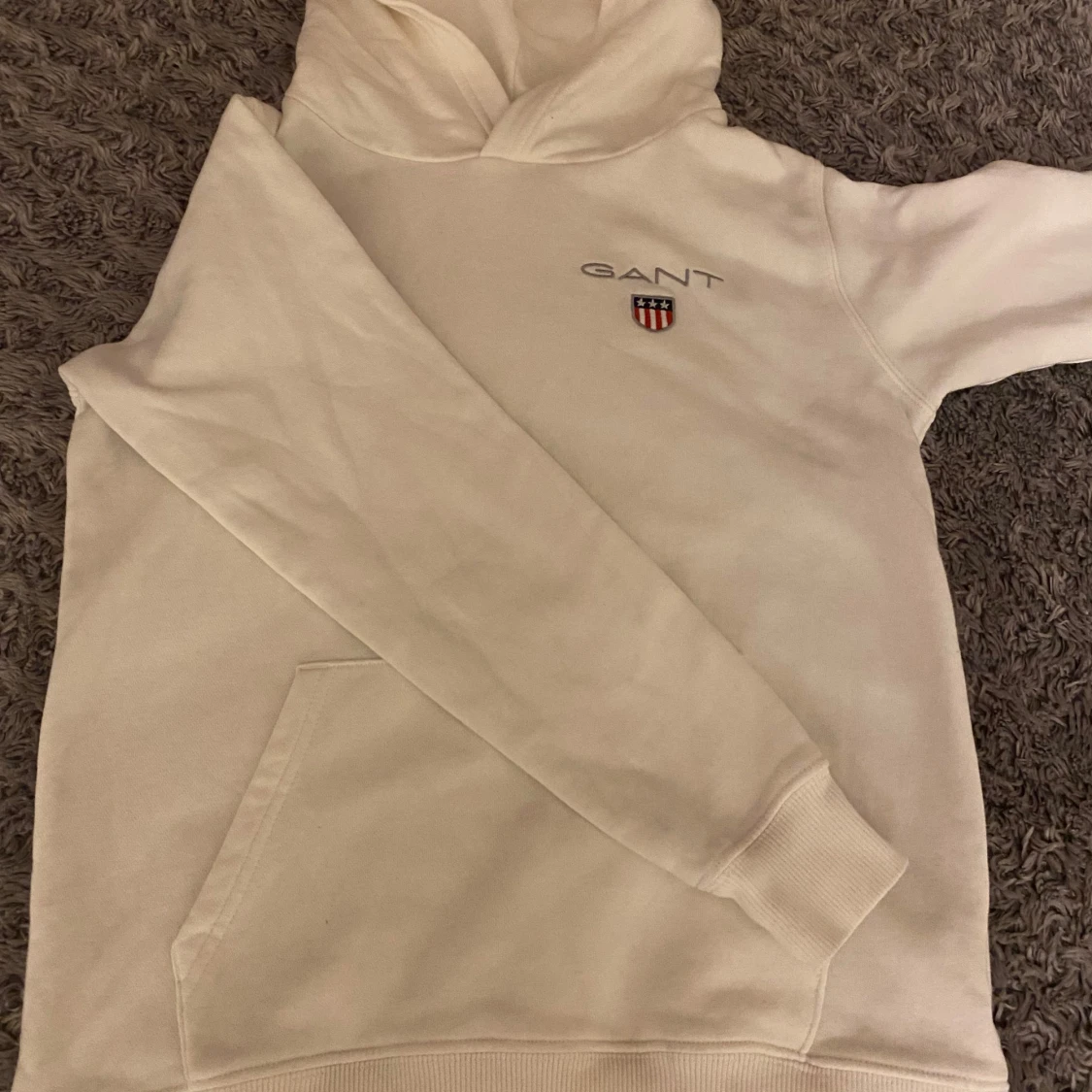 Vit hoodie från GANT - 91