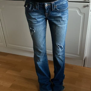 True religion low waist bootcut jeans  - True religion low waist bootcut jeans. Storlek 27.