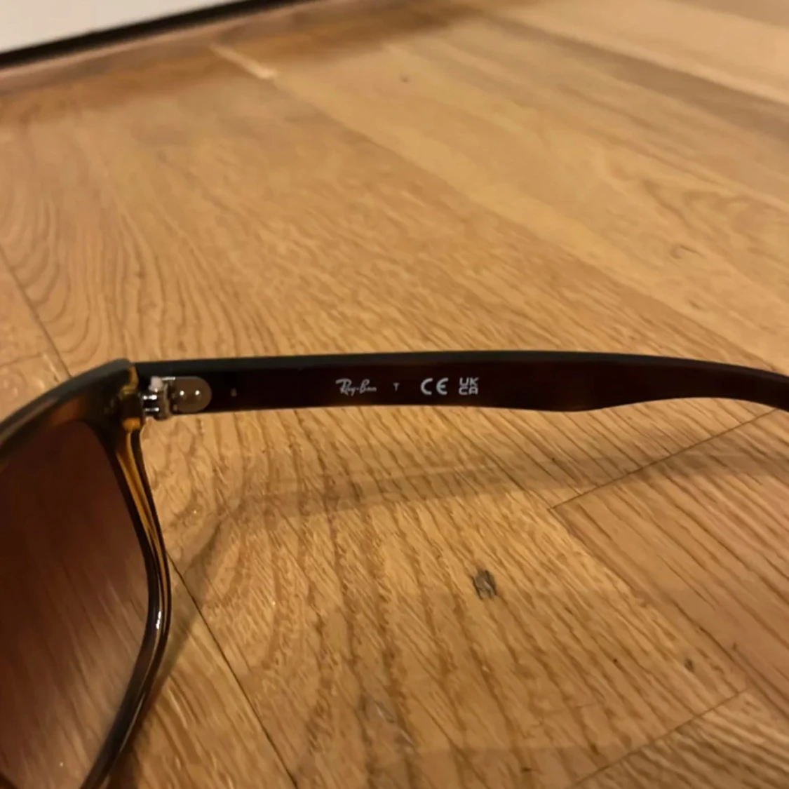 Bruna solglasögon från Ray-Ban - 1