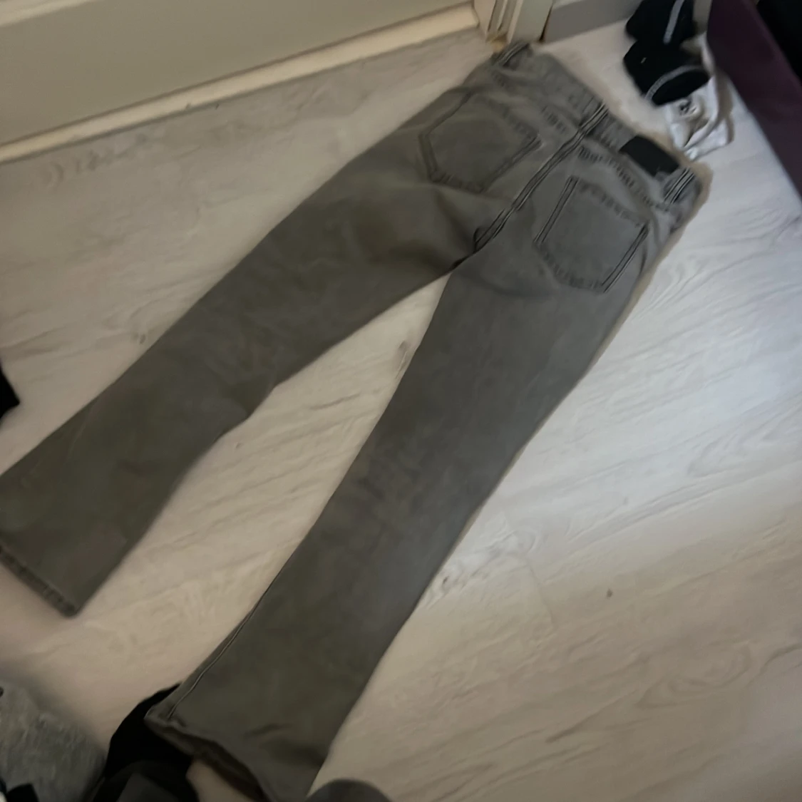 Grå jeansbyxor från 157 - 1