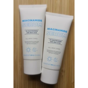 Niacinamide serum Makeupmekka 2x 30ml - Oöppnade, köpta i början av året har jag för mig. 4%.