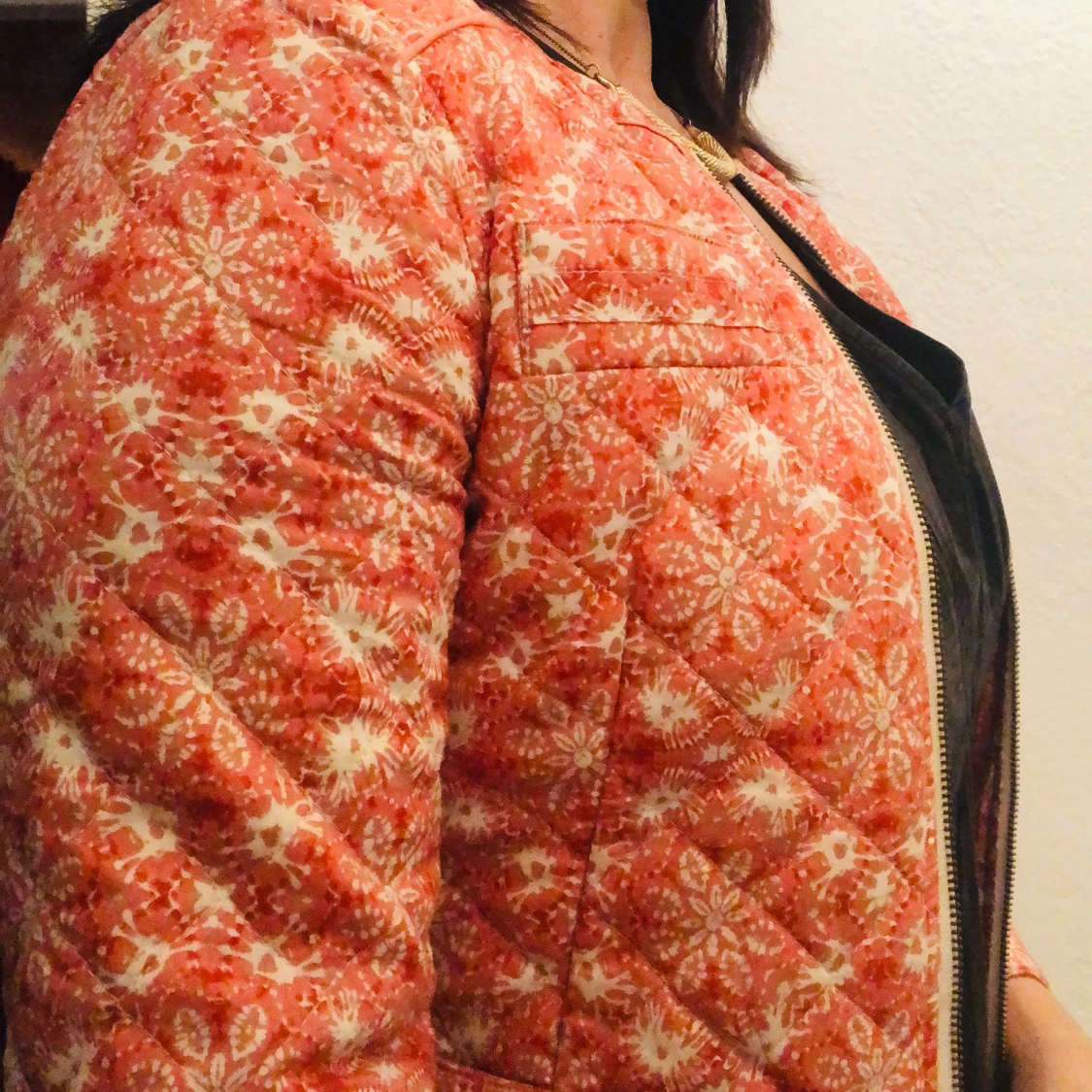 Orange mönstrad quiltad jacka - 90