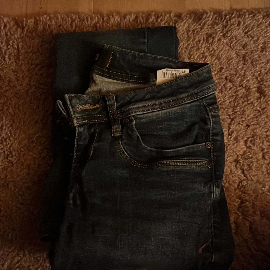 Mörkblå jeans från LTB - 90