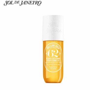 Sol De Janeiro 62⭐️ - Säljer min sol de Janeiro body mist i 62, saltad karamell och pinschio. Det är den största, 240 ml. Beställde den inne på lyko för 450, den är på rea för 340 nu men jag säljer min för 200💘 Det syns på andra bilden ungefär hur mycket som är kvar