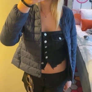 Jeans tub topp - Snygg svart jeans tub top passar alla🤗