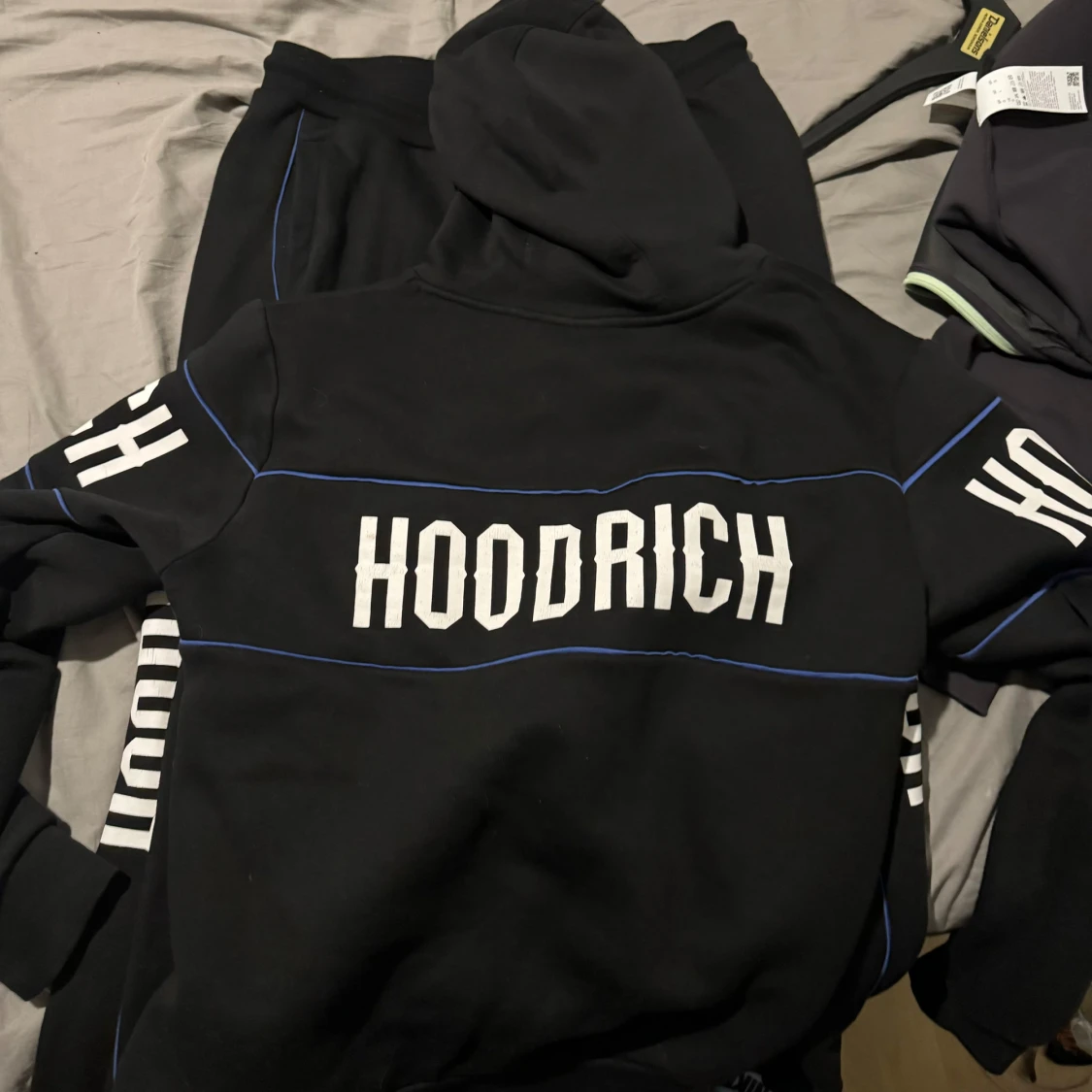 Tracksuit från Hoodrich - 1