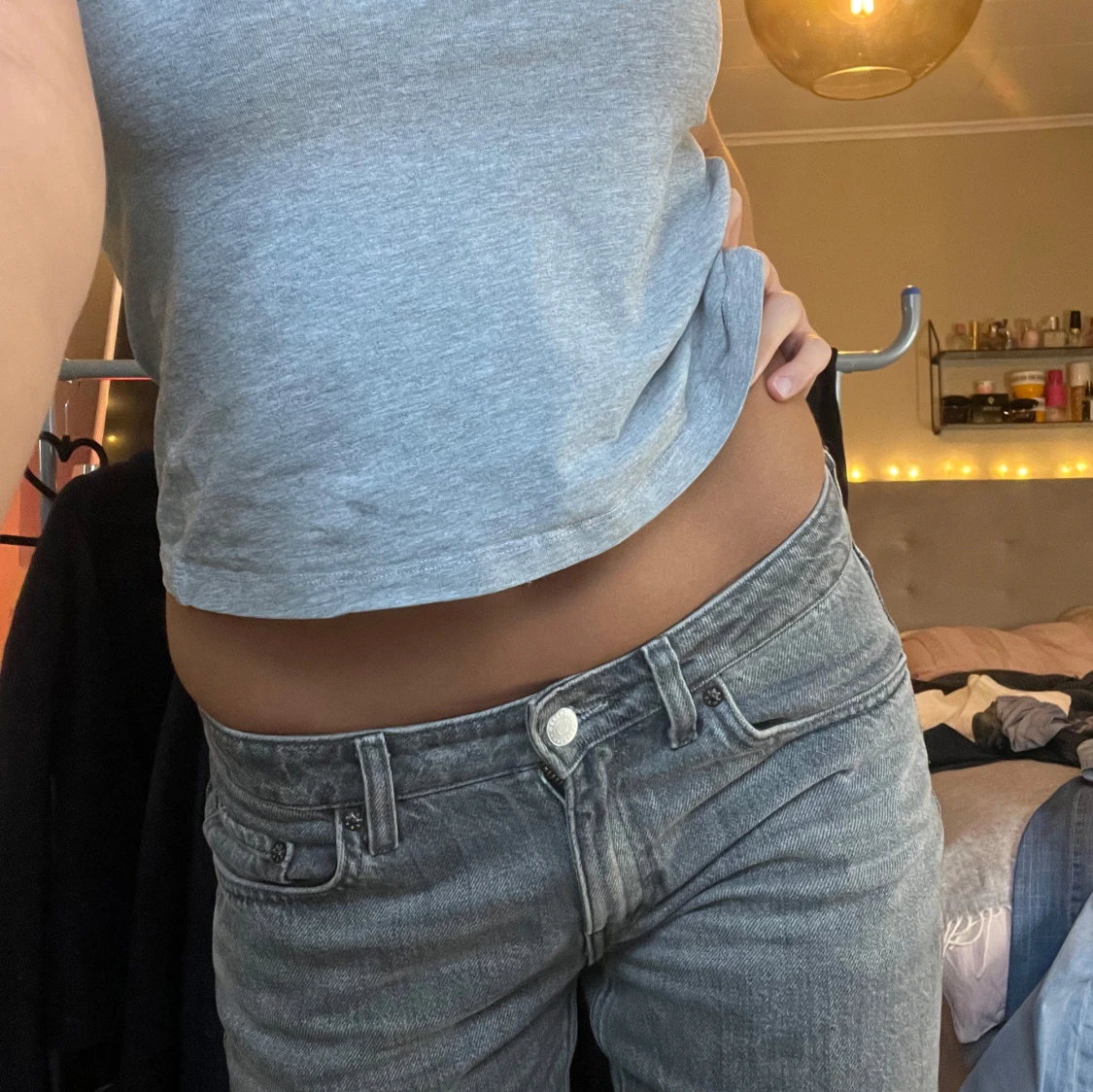 Grå lågmidjade jeans - 2