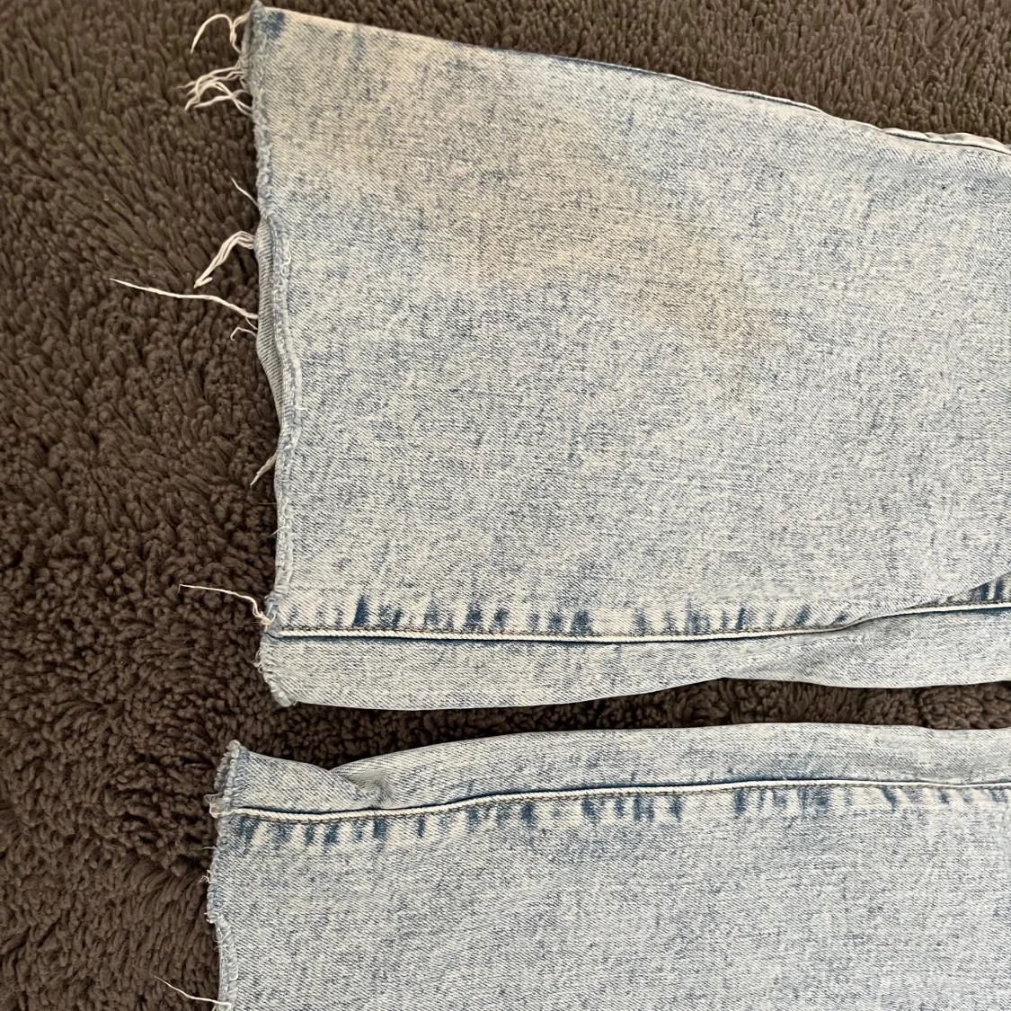 Ljusblå jeans med hög midja - 2