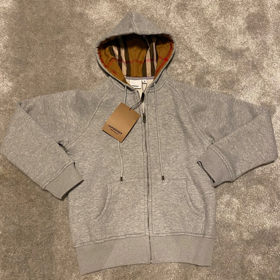 Grå hoodie från Burberry