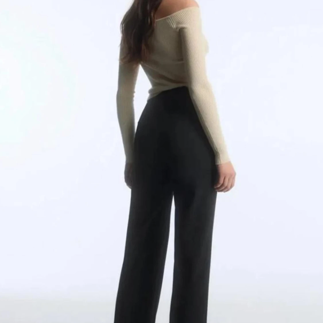 Svarta kostymbyxor - 2