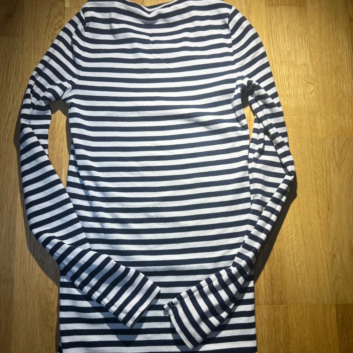 Randig långärmad tröja - 1