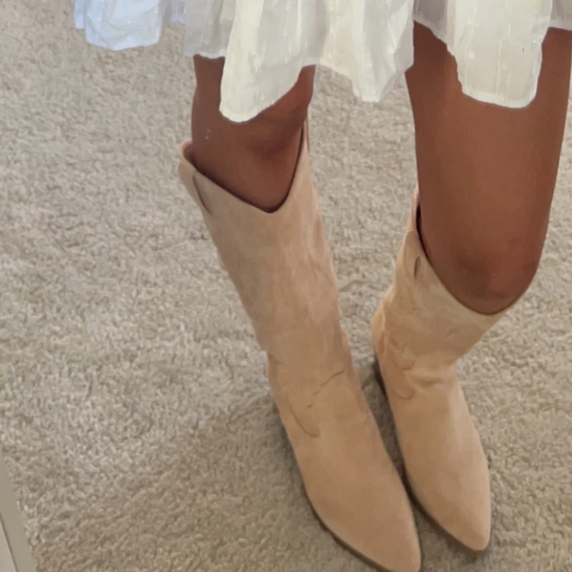 Beige mocka cowboy boots - 1