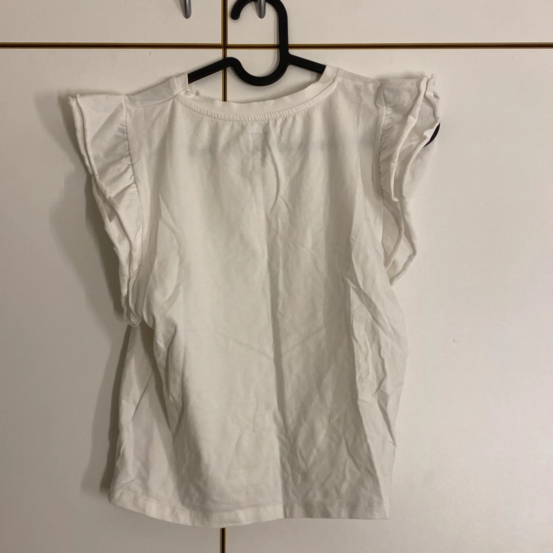 Topp m volangärmar - 1