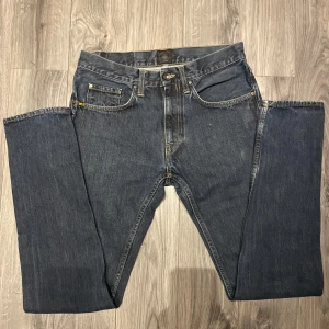 Tiger Of Sweden Pistolero - Säljer dessa snygga Tiger of sweden jeans i stylen pistolero. Jeansen är i fint skick och i storlek 30/32. Nypris: 1599. Mitt pris: 450.                  Hör av er vid minsta fundering