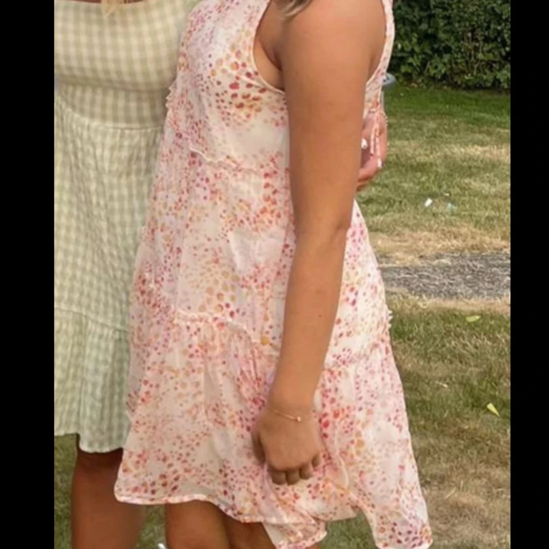 Mönstrad sommarklänning - 2