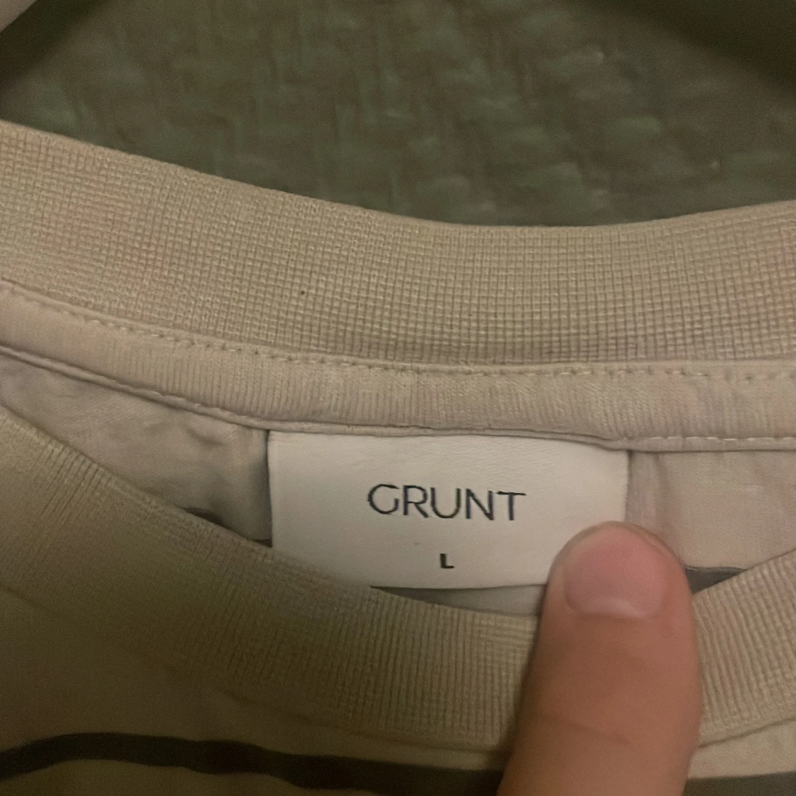 Vit och blå randig tröja från Grunt - 2