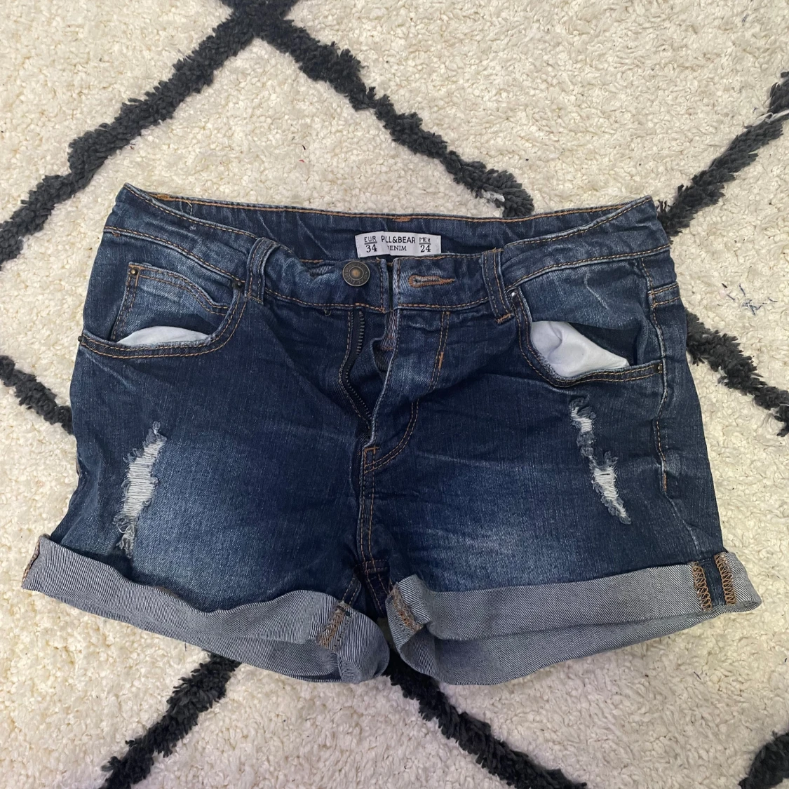 Mörkblå jeansshorts från Pull&Bear