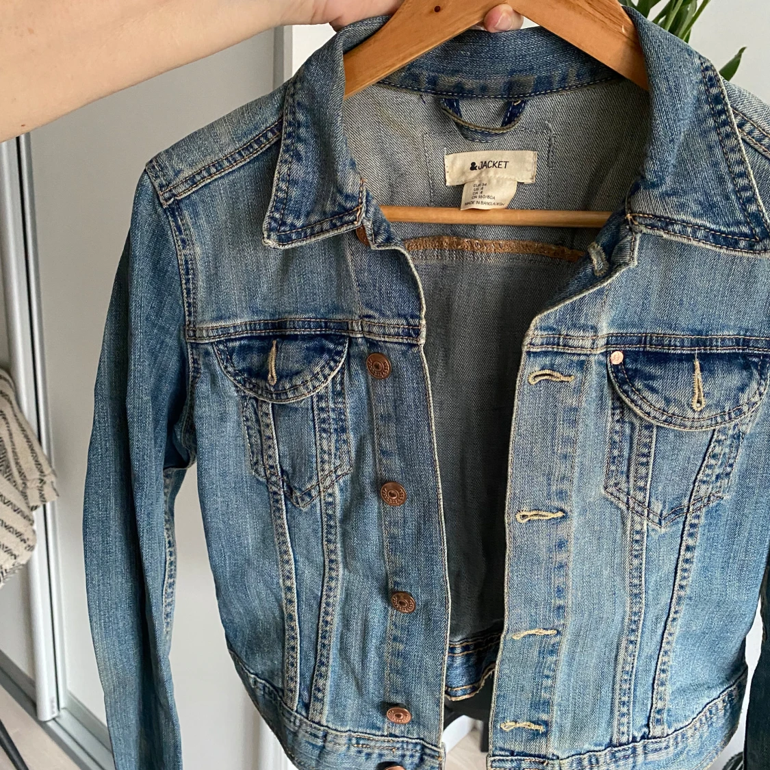 Blå jeansjacka från A Jacket - 1