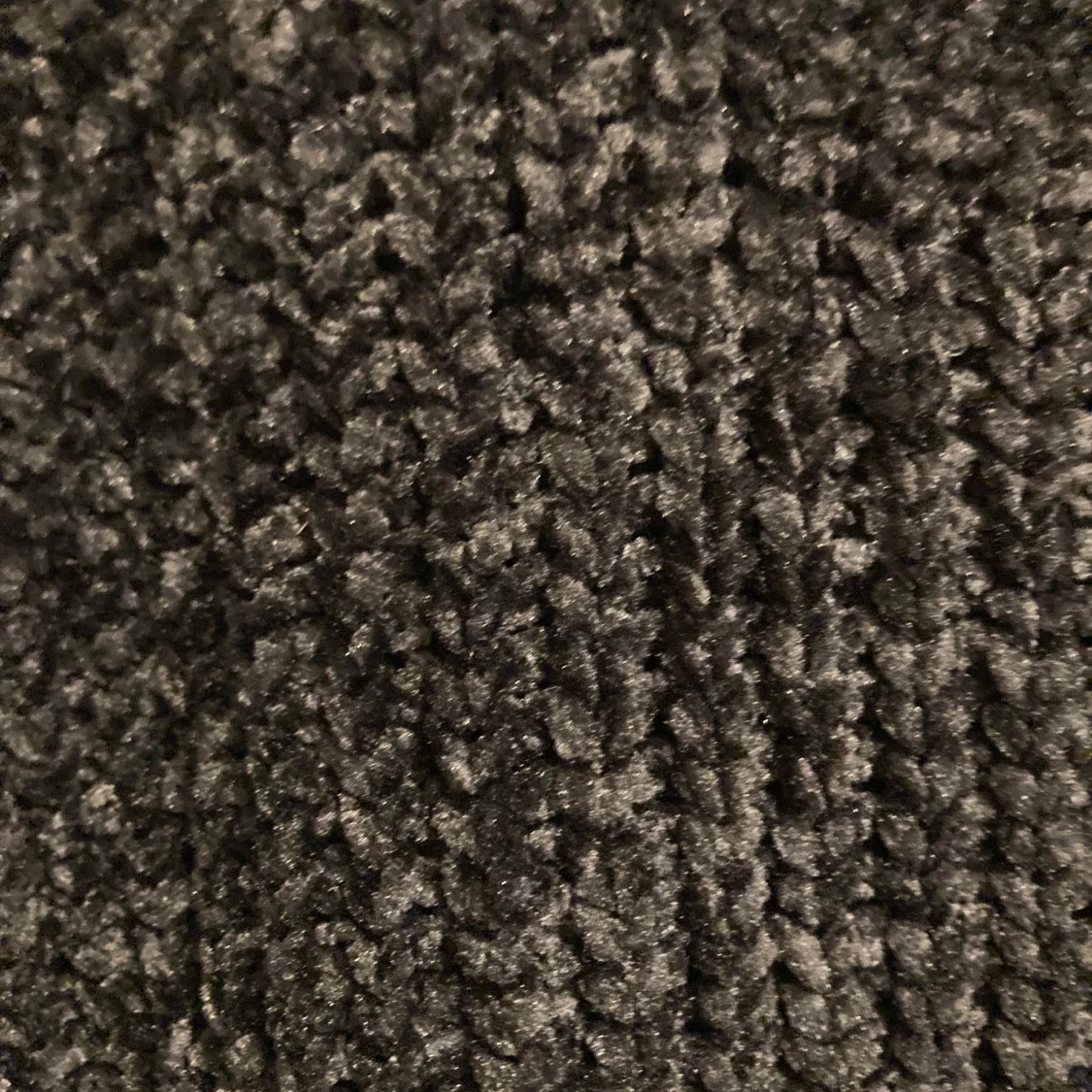 Svart stickad tröja - 2