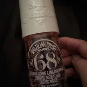 Ny oöppnad sol de janiero Mist, 240 ml  - Ny oöppnad sol de janiero Mist, stor flaska 240ml  Finns i Åmål kan skickas  280kr