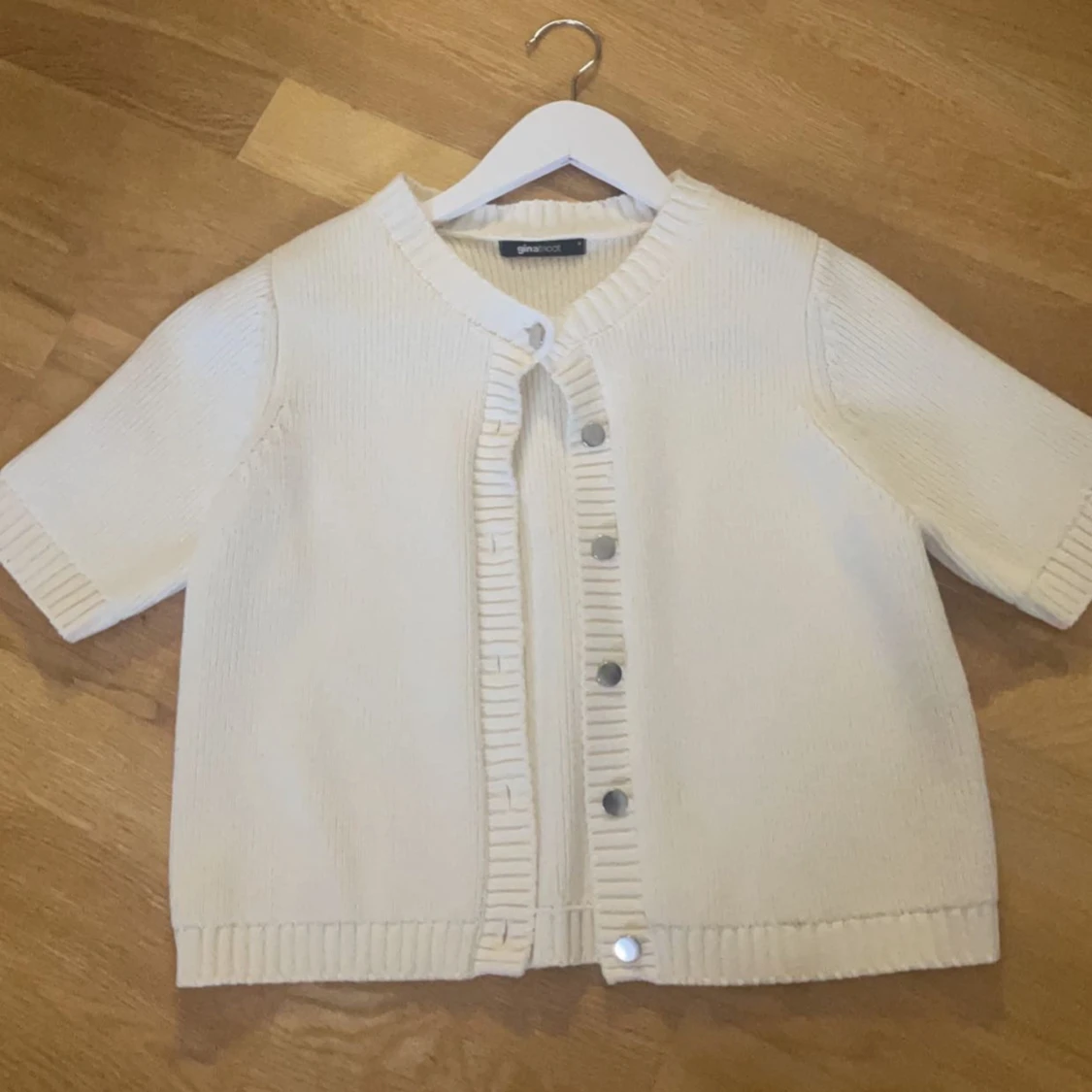 Kortärmad kofta  - 91