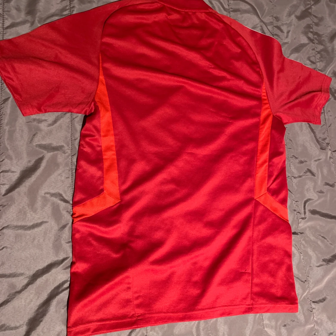 Red Adidas Sports T-shirt - 90