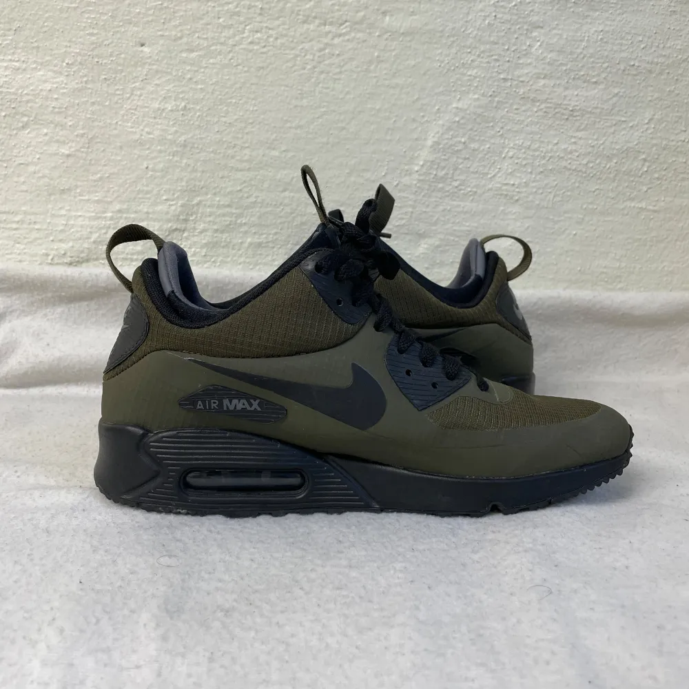 Nike Air Max 90 i storlek 40.. Skor.