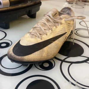 Nike mercurial vapor 15 - Väldigt bra skick