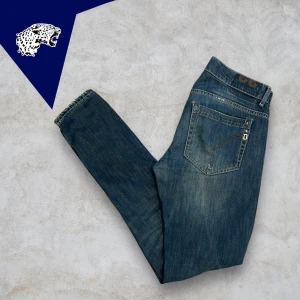 DONDUP GEORGE - Dondup George | Skick: 8/10 | Strl: 32 | Modellen är 180cm | Hör av dig om du undrar någonting!