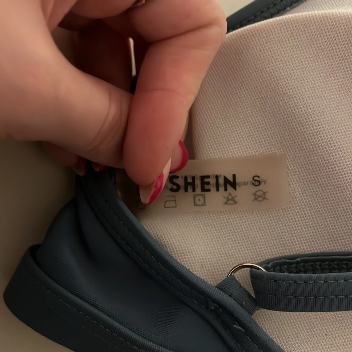 Blå/grön bikiniöverdel från Shein - 2