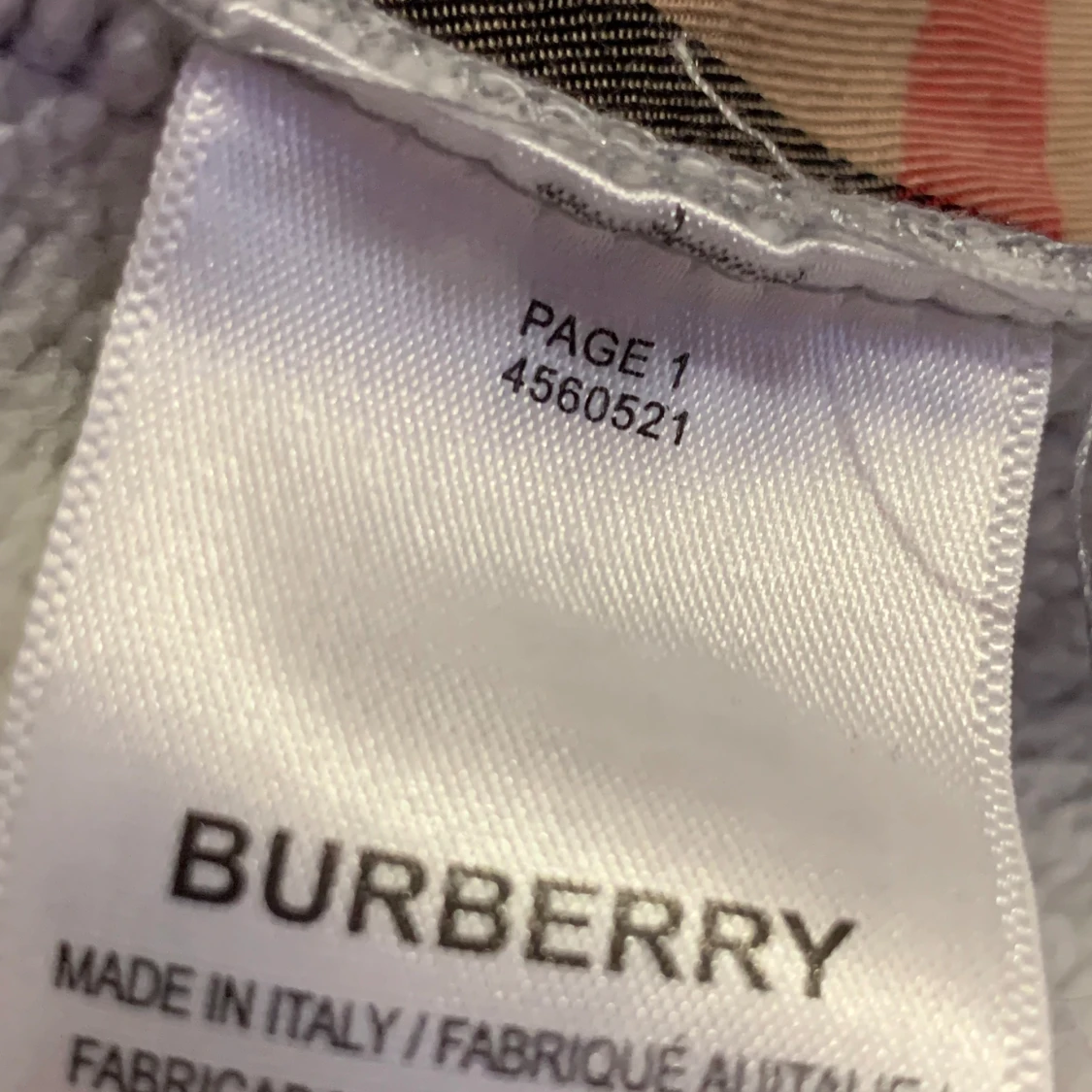 Grå huvtröja från Burberry - 2