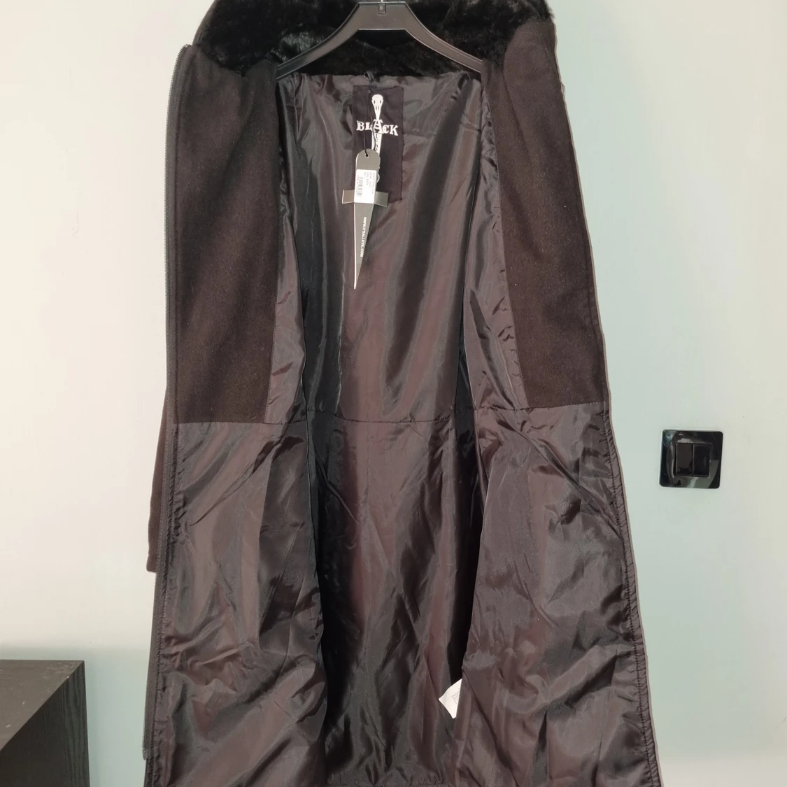 Svart kappa från Black Alchemy - 2