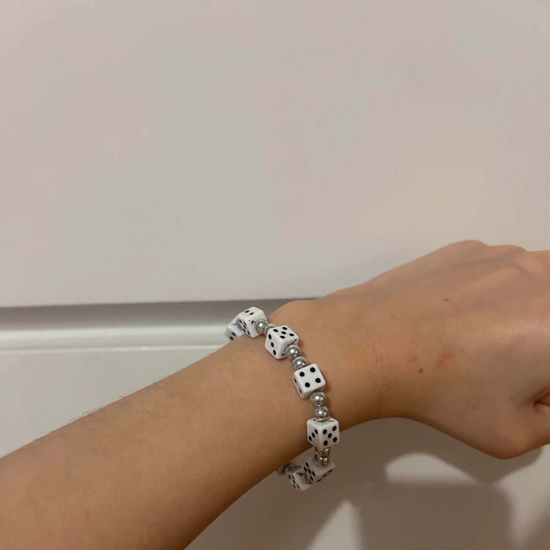 Ett tärnings armband🎲🩷 - 93