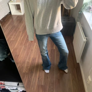 Jättesnygga jeans! - Jättefina jeans från bershka i storlek 34💗Fråga privat för fler bilder!