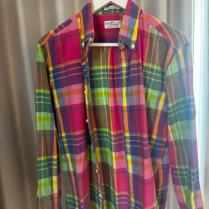 Gant rugger - Gant Rugger strl medium Sparsamt använd 5-6 ggr Nypris 1399,-  Storlek M