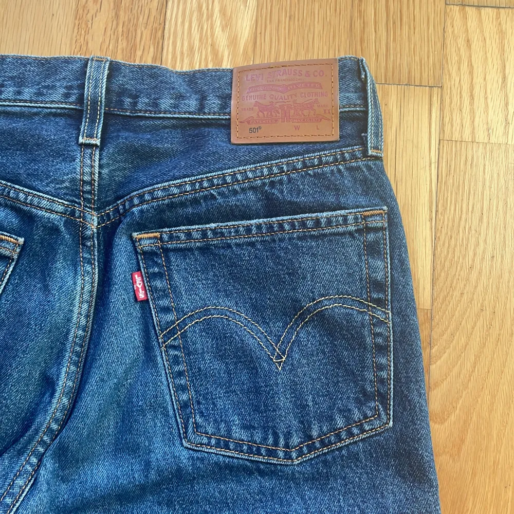 Nästa oanvänd. Levi premium.. Jeans & Byxor.