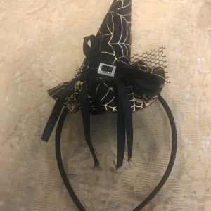 Halloween Diadem  - Finns fler kvar, sammafrakt 
