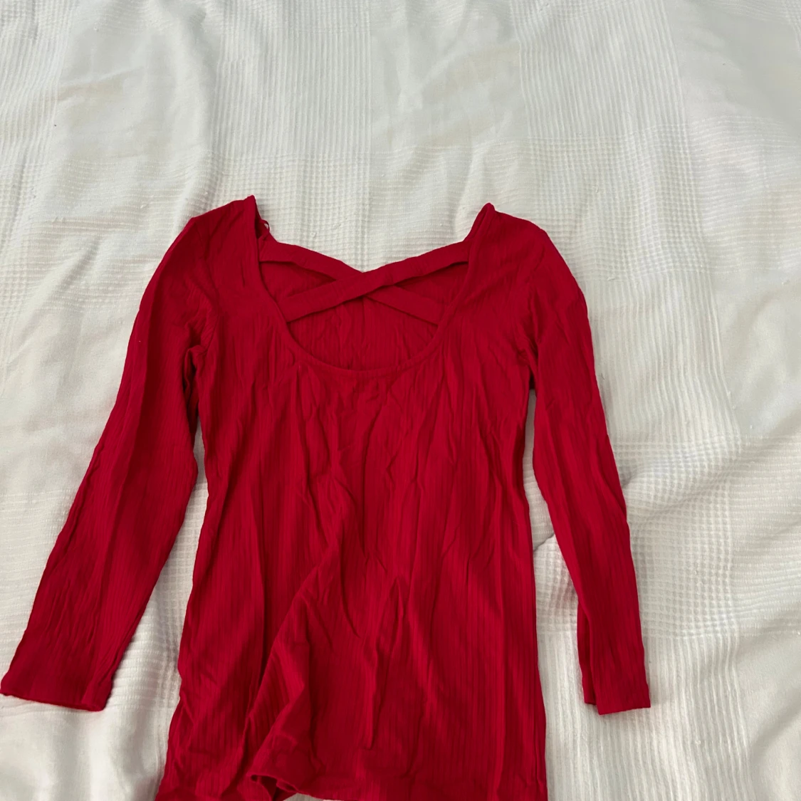 Röd långärmad topp från Amisu - 90