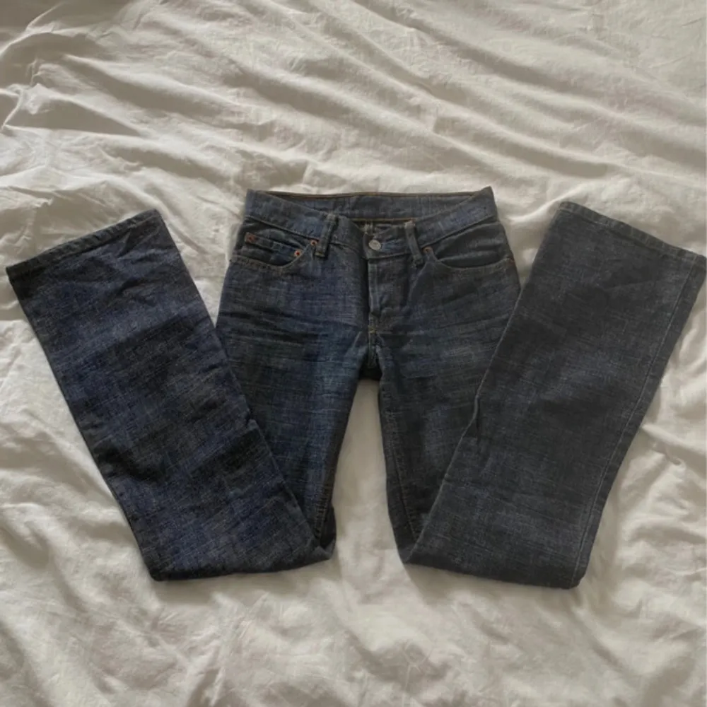 Fint skick! Säljer då de är för små för mig :( Kom privat för mått! . Jeans & Byxor.