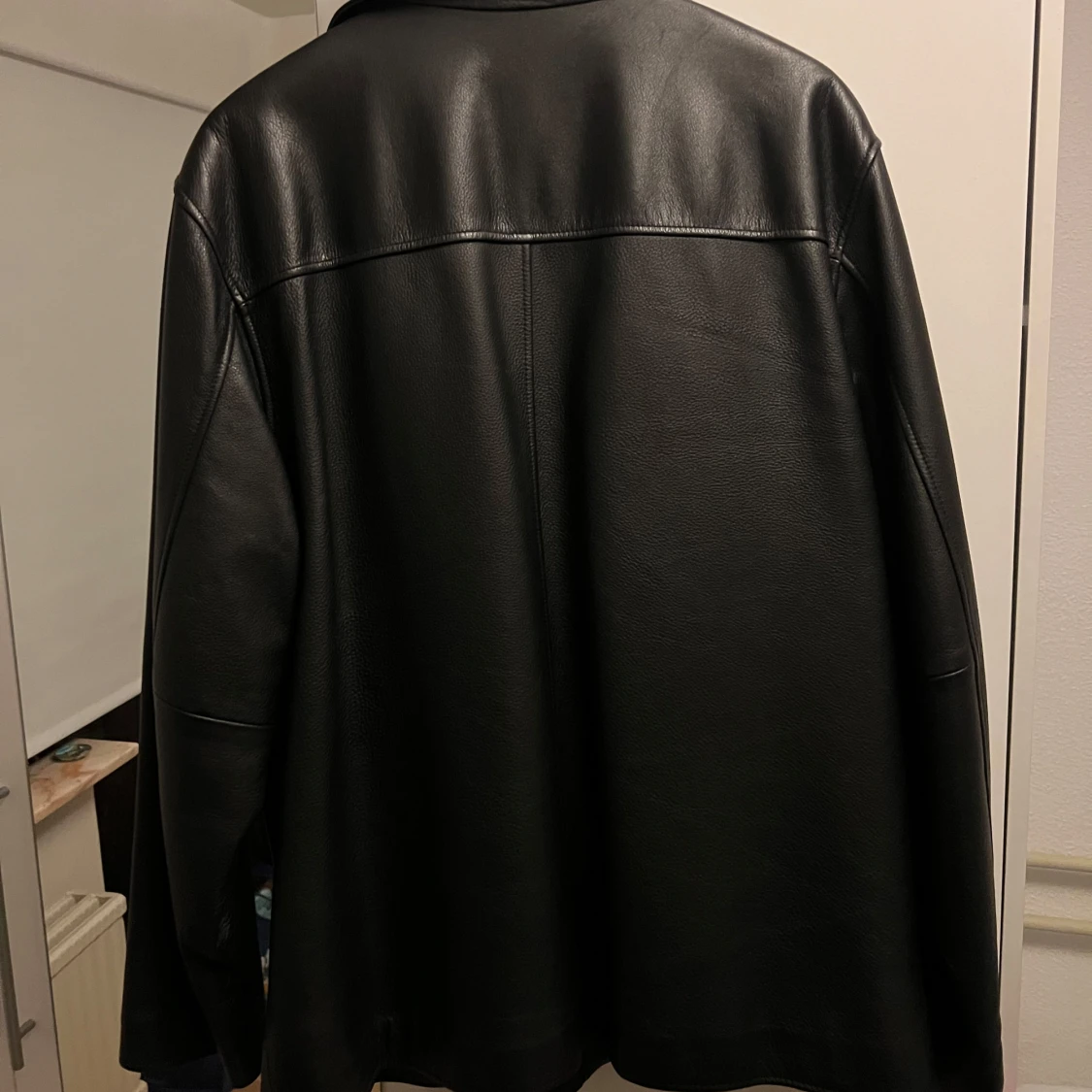 Svart skinnjacka från Redwood - 90