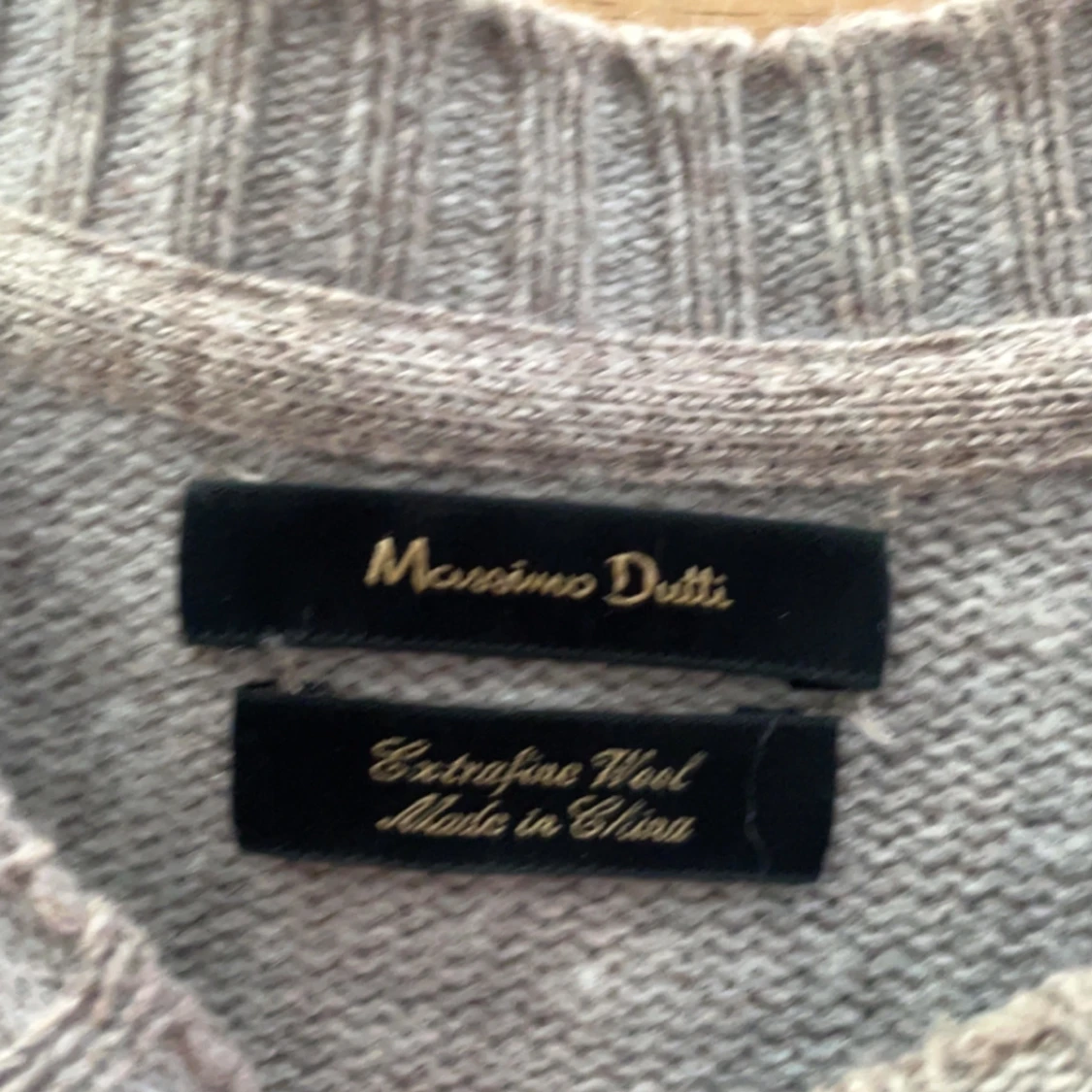 Grå ulltröja från Massimo Dutti - 92