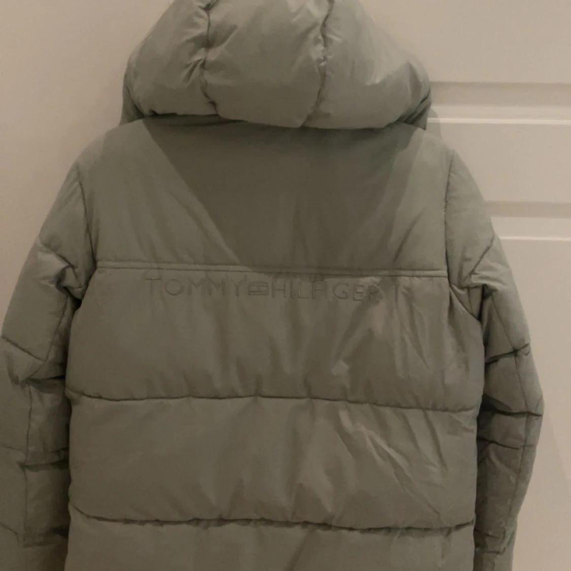 Tommy hilfiger vinterjacka - 90