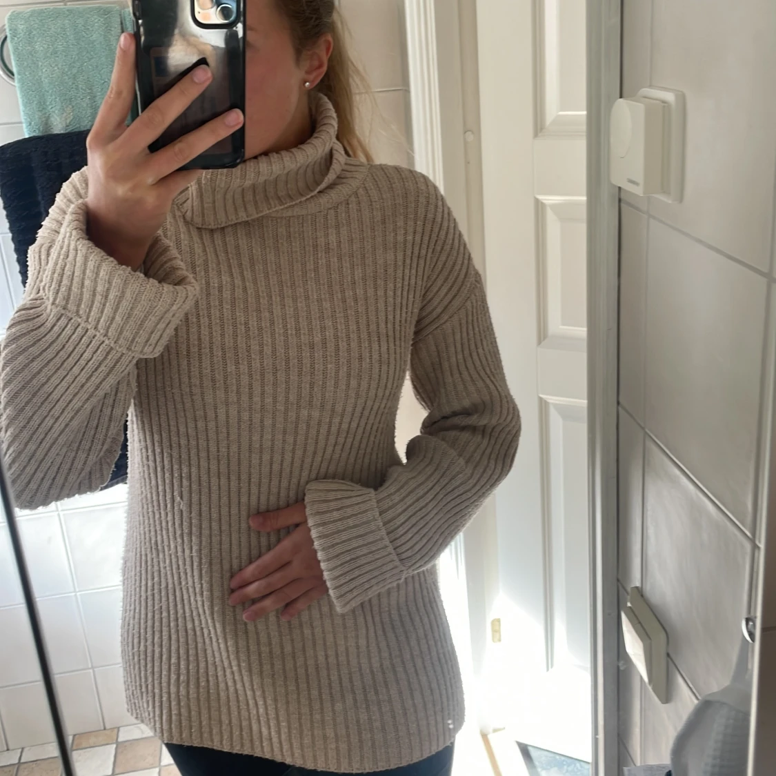 Gosig stickad tröja  - 90