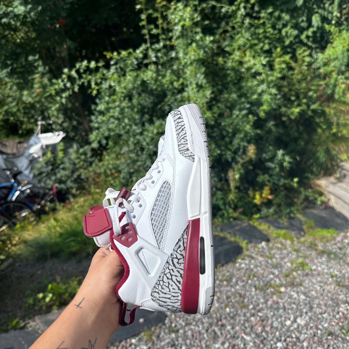 Jordan Spizike Low  - 91